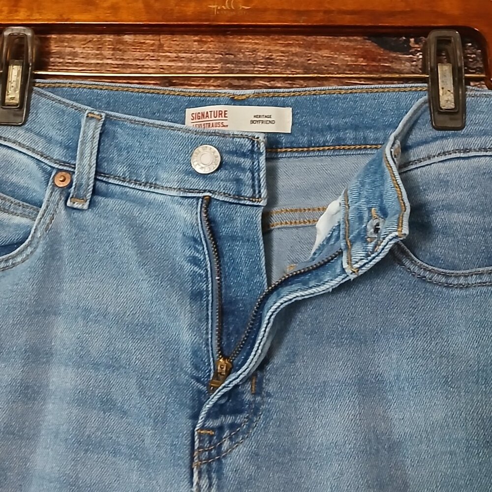 Signature Levi Jeans Size 8 High Rise Heritage Boyfriend Blue Denim Stretch Crop - Picture 6 of 10